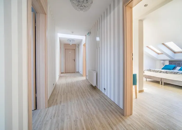 Delfin Nocleg ze śniadaniem Międzywodzie