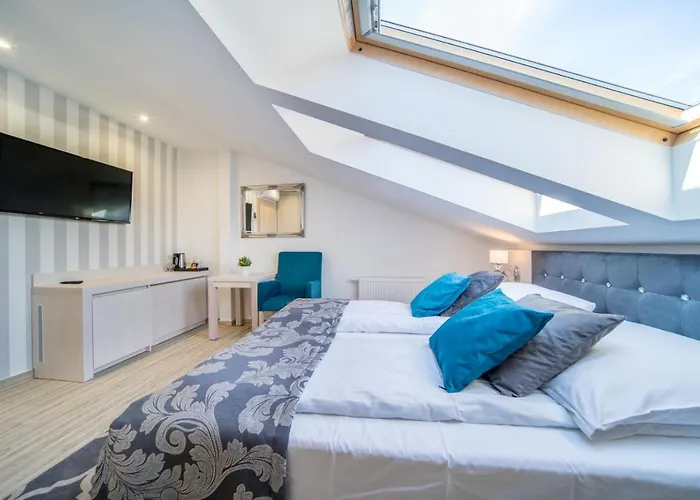 Delfin Nocleg ze śniadaniem