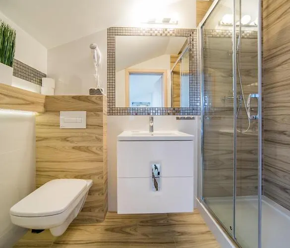 Delfin Nocleg ze śniadaniem Międzywodzie