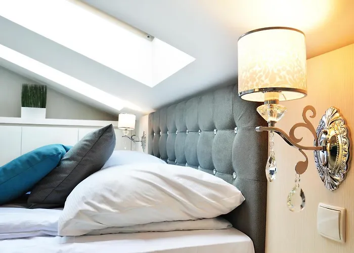 Nocleg ze śniadaniem Delfin 3*