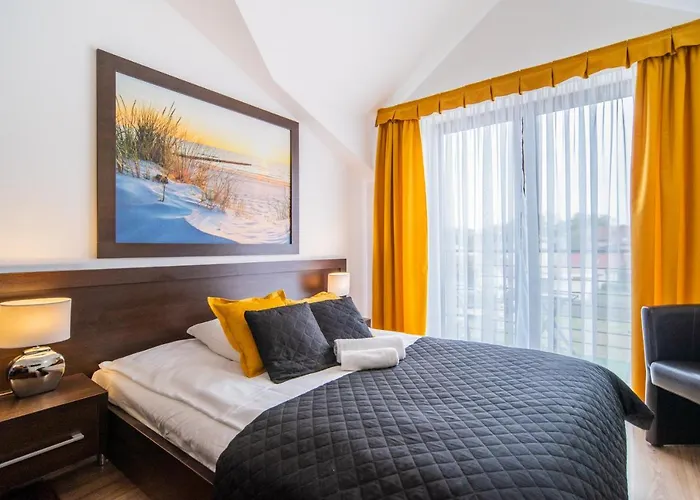 Nocleg ze śniadaniem Delfin 3*