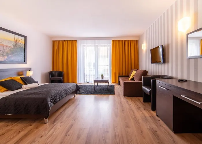 Nocleg ze śniadaniem Delfin Międzywodzie